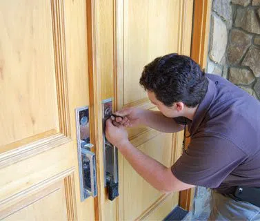 Golden Locksmith Services Los Angeles, CA 310-819-4849 - 10-House-Locksmith