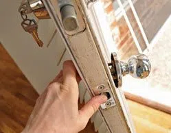 Golden Locksmith Services Los Angeles, CA 310-819-4849 - 7-Lock-Changing
